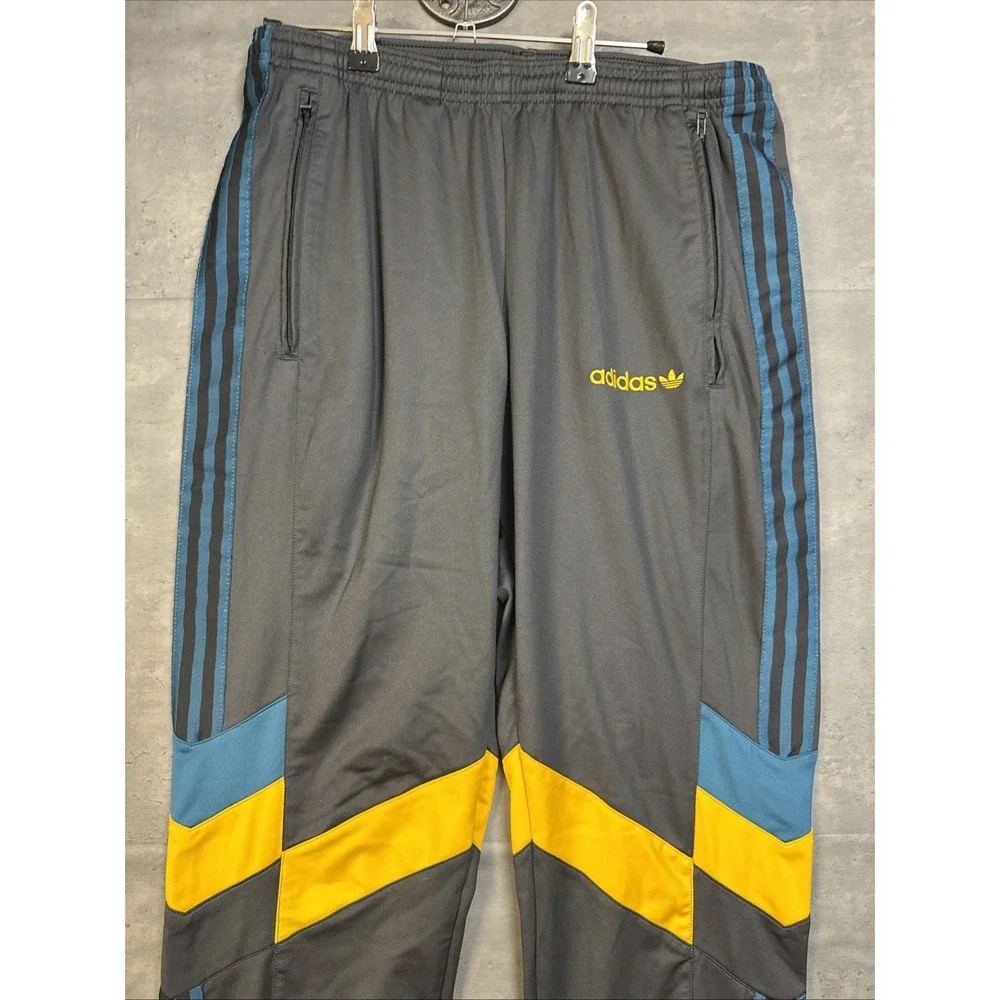 grey Adidas Aloxe track pants Blue & Yellow Color Black Signature 3 Stripes M